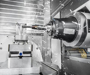 What are the machining accuracy grades of cnc machining centers?