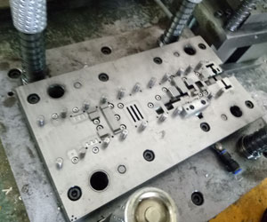 The main basic process of CNC lathe hardware stamping - PTJ Shop
