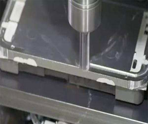 Application of Precision Parts Machining in Mobile Phone Case Industry
