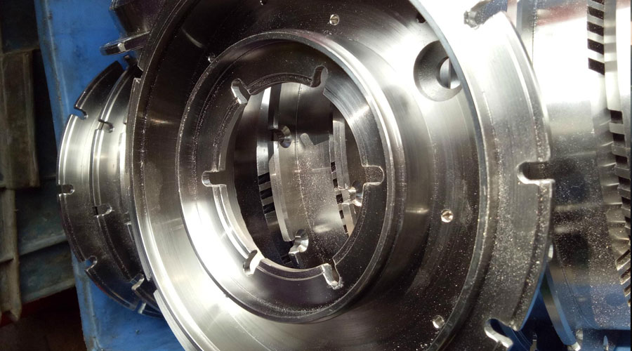 How to choose cnc machining center fixture